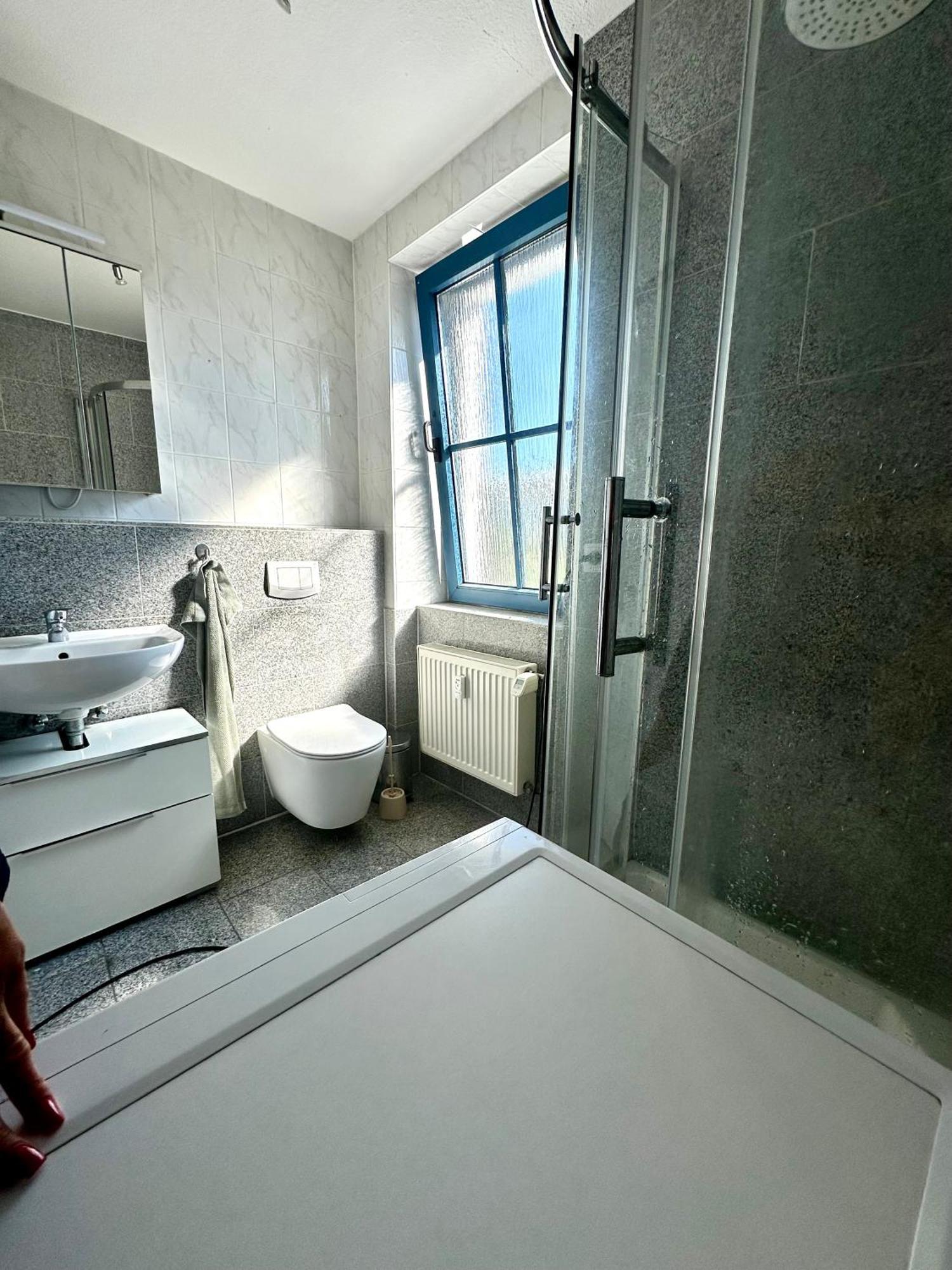 #World Privat Wohnung Schkeuditz Bagian luar foto